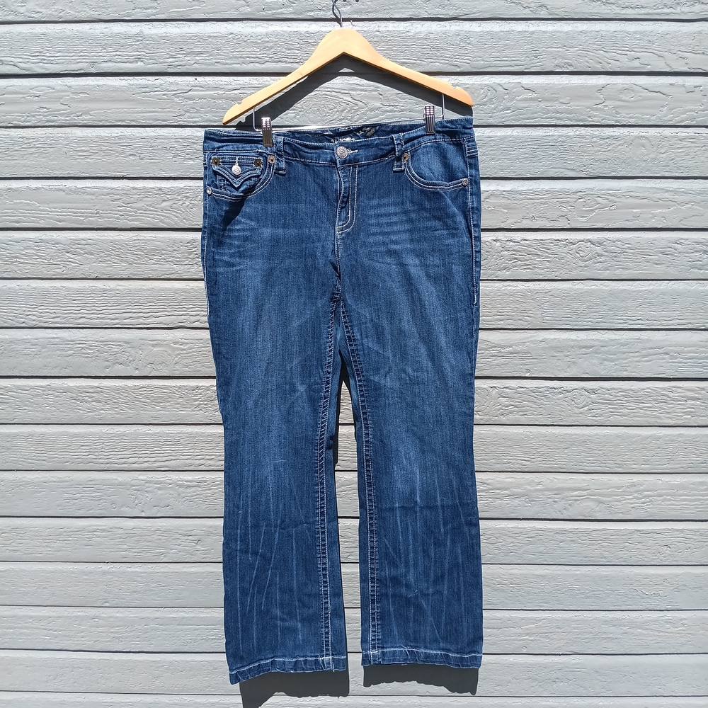 Luxe Women's Dark Blue Bootcut Jeans
